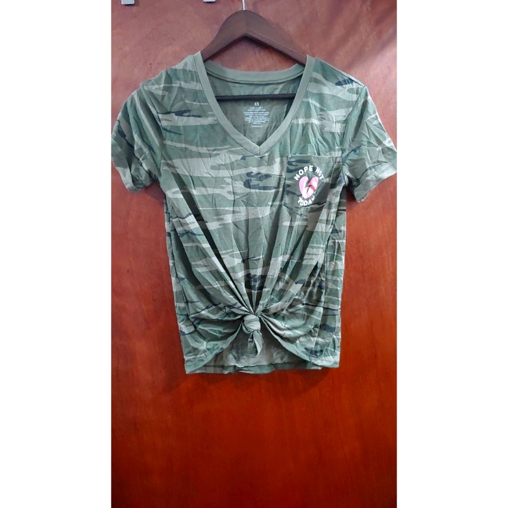 Camo V Neck T-shirt